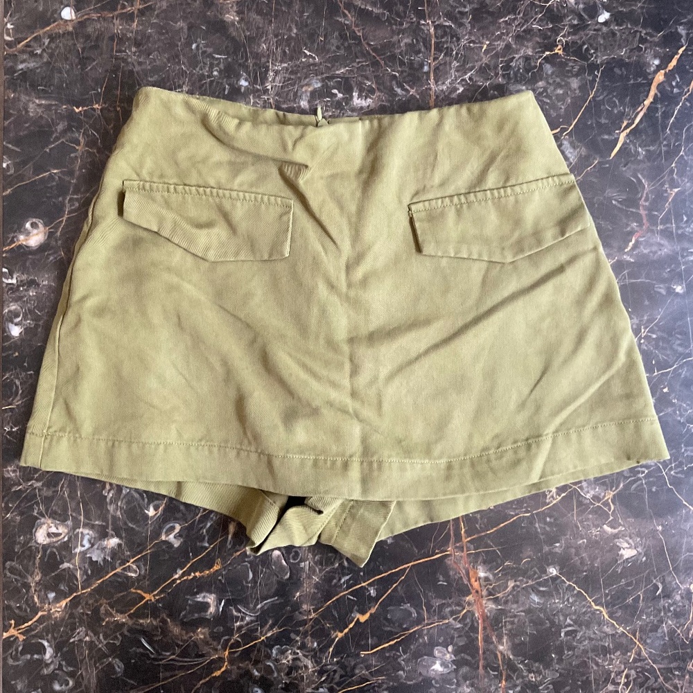 Reformation Imogen green mini skort